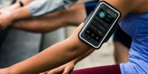 Seamless Integration of Wearable Cardio Monitors into Hospital IT Ecosystems